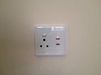 usb plug.jpg