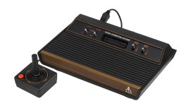 1024px-Atari-2600-Wood-4Sw-Set.jpg 1024px-Atari-2600-Wood-4Sw-Set.jpg