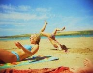 the-odd-things-at-the-beach-15.jpg