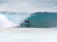 bodyboarder-tube.jpg
