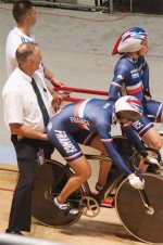 Racing-Bike-Upright-training-wheels.jpg