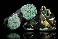 82813_LeBronShoe6.jpg