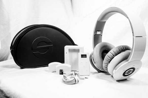 Stadium HD Headphones Stadium HD Headphones