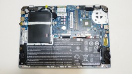 Acer Aspire V5-122P inside