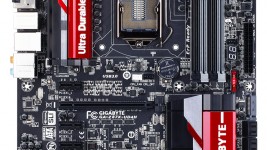 Gigabyte Z87X-UD4H full