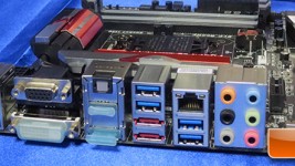 Gigabyte Z87X-UD4H portsd
