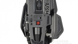 Mad Catz MOUS9 bottom