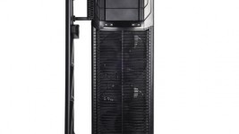 Silverstone Raven RV04 - front panel open