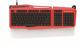 Saitek STRIKE 3 in red