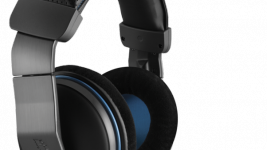 Corsair Vengeance 1500 v2 Gaming Headset_0