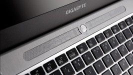 Gigabyte P34G gaming notebook