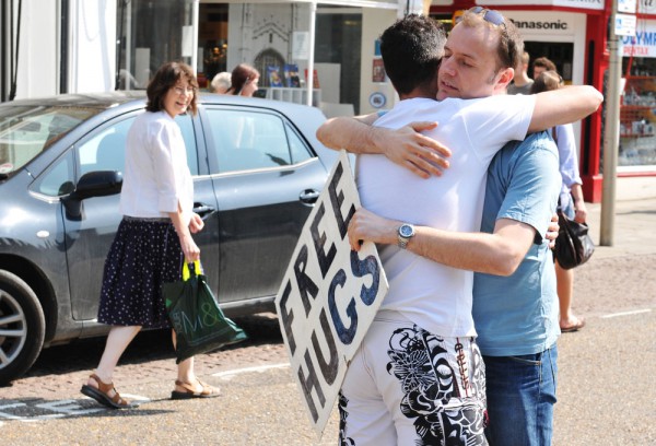 Free Hugs