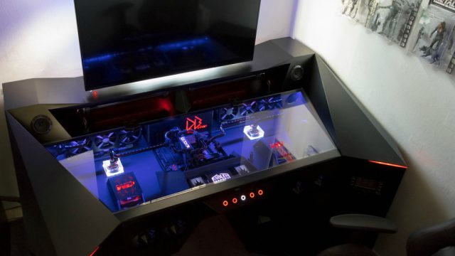 PC gaming desk