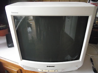 sony-trinitron-kv-13m31-color-crt-13-vintage-television-rare-white-28c553ff96d631efb253a6ba0529f3fc